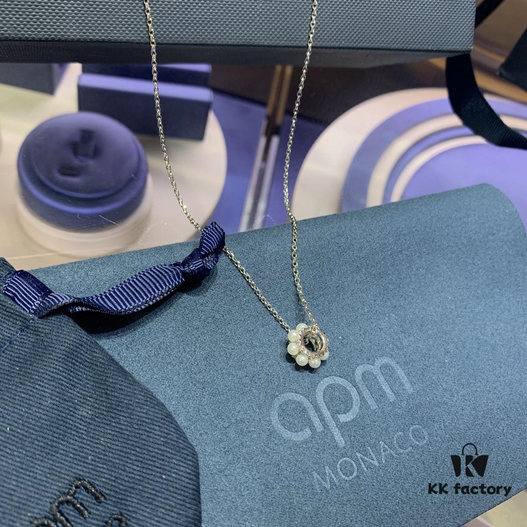 A Maison Monaco New Arrival Waist-Cinching Pearl Necklace, Light Retro French Collarbone Chain, Elegant 520 Gift