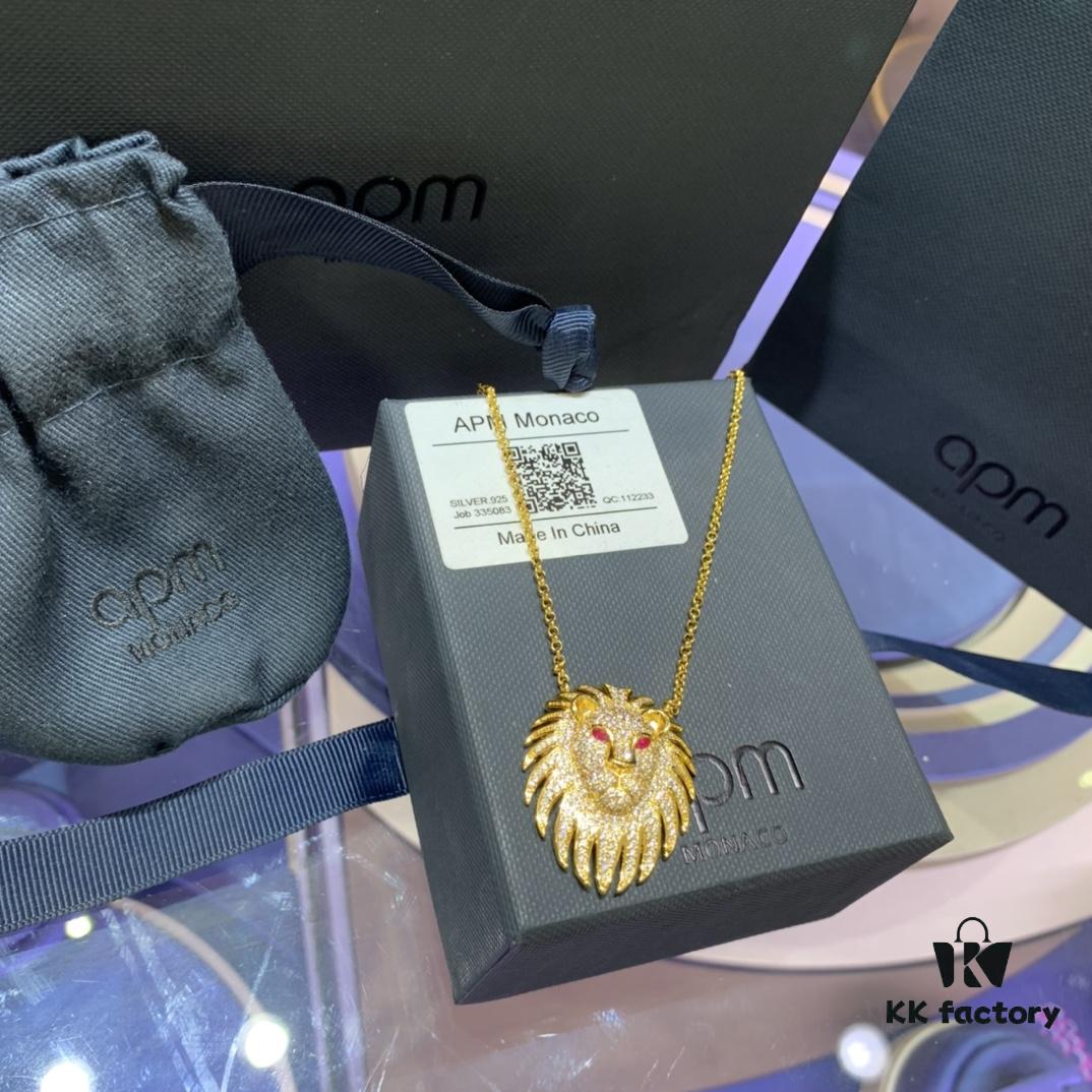A Monaco New Arrival Leo Guardian Necklace for Women, Luxurious Little Lion Pendant Collarbone Chain Choker