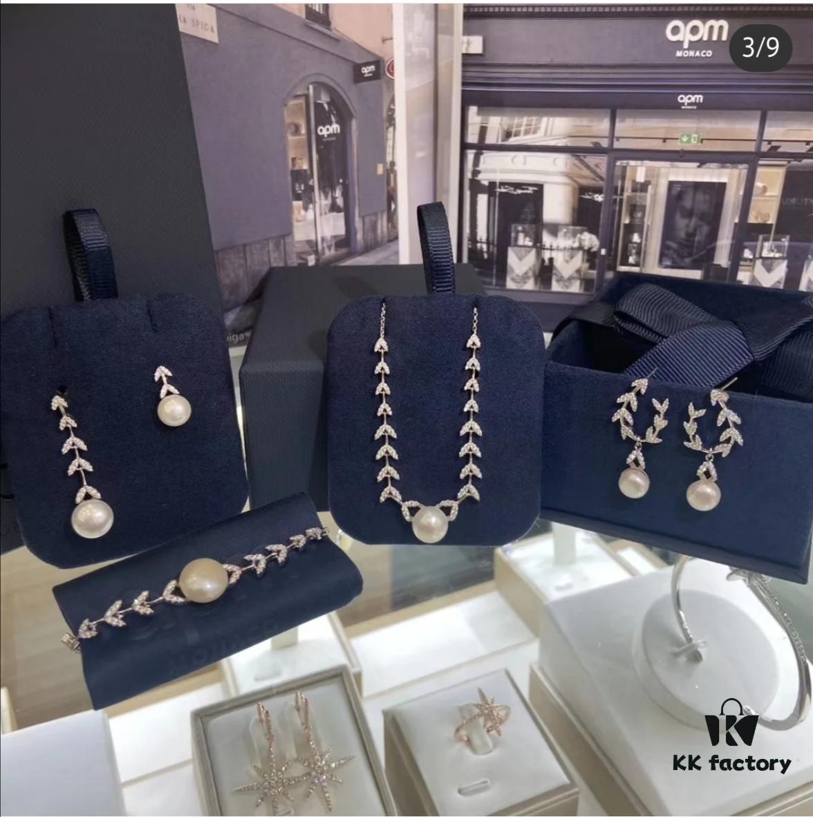 A Family Wheat Ear Series