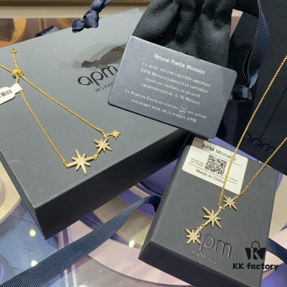 A Monaco Gold Three-Meter Necklace Bracelet Classic Style