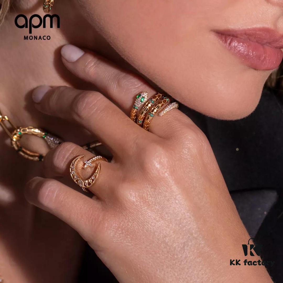 New Arrival A Monaco Dreamy Crescent Moon Hollow-out Necklace, Stud Earrings, and Ring 2020 Fashion Trend