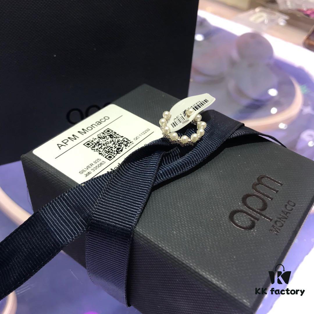 New Arrival 💕💕 A's Monaco Wave Pearl Clip-On Earrings, Casual and Versatile Style, Perfect Gift for Her on 520