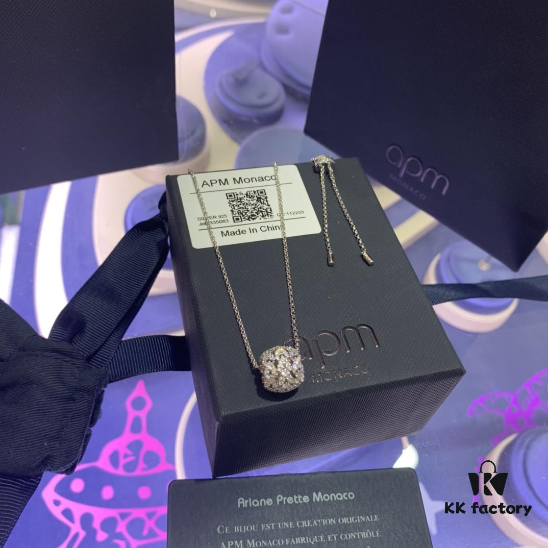 A Monaco Diamond-Paved Heart Pendant Necklace, Summer New French Style Elegant Collarbone Chain