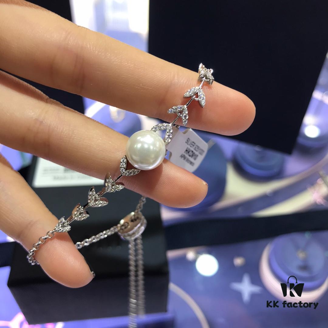 A Family Monaco Pearl Wheat Ear Bracelet