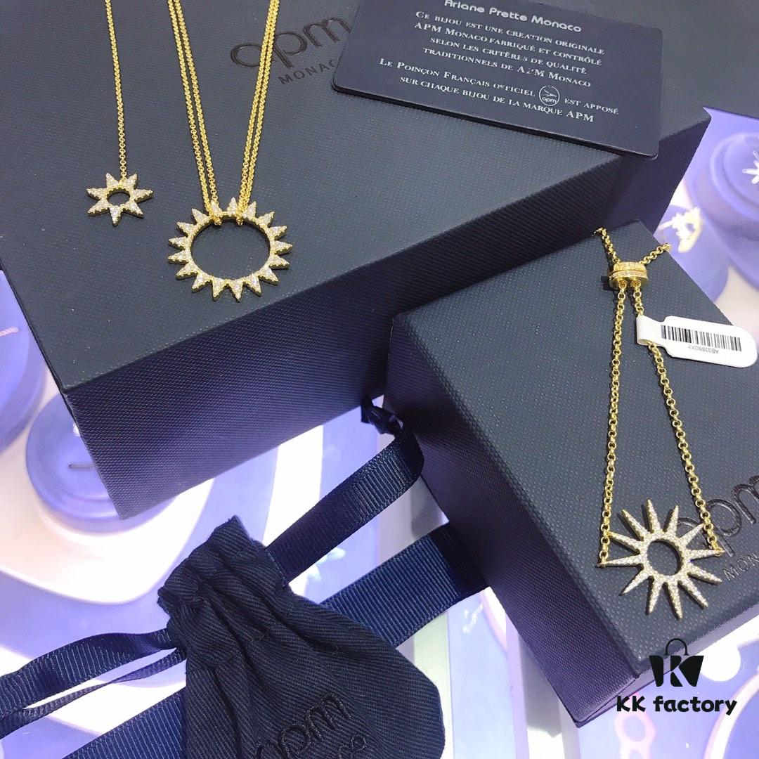 A Monaco Sunflower Necklace and Bracelet