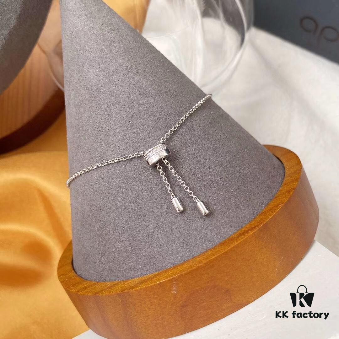 APM Monaco Double Shooting Star Silver Bracelet for Women, Six-Pointed Star Elegant Jewelry, Minimalist Luxury Gift for New Year