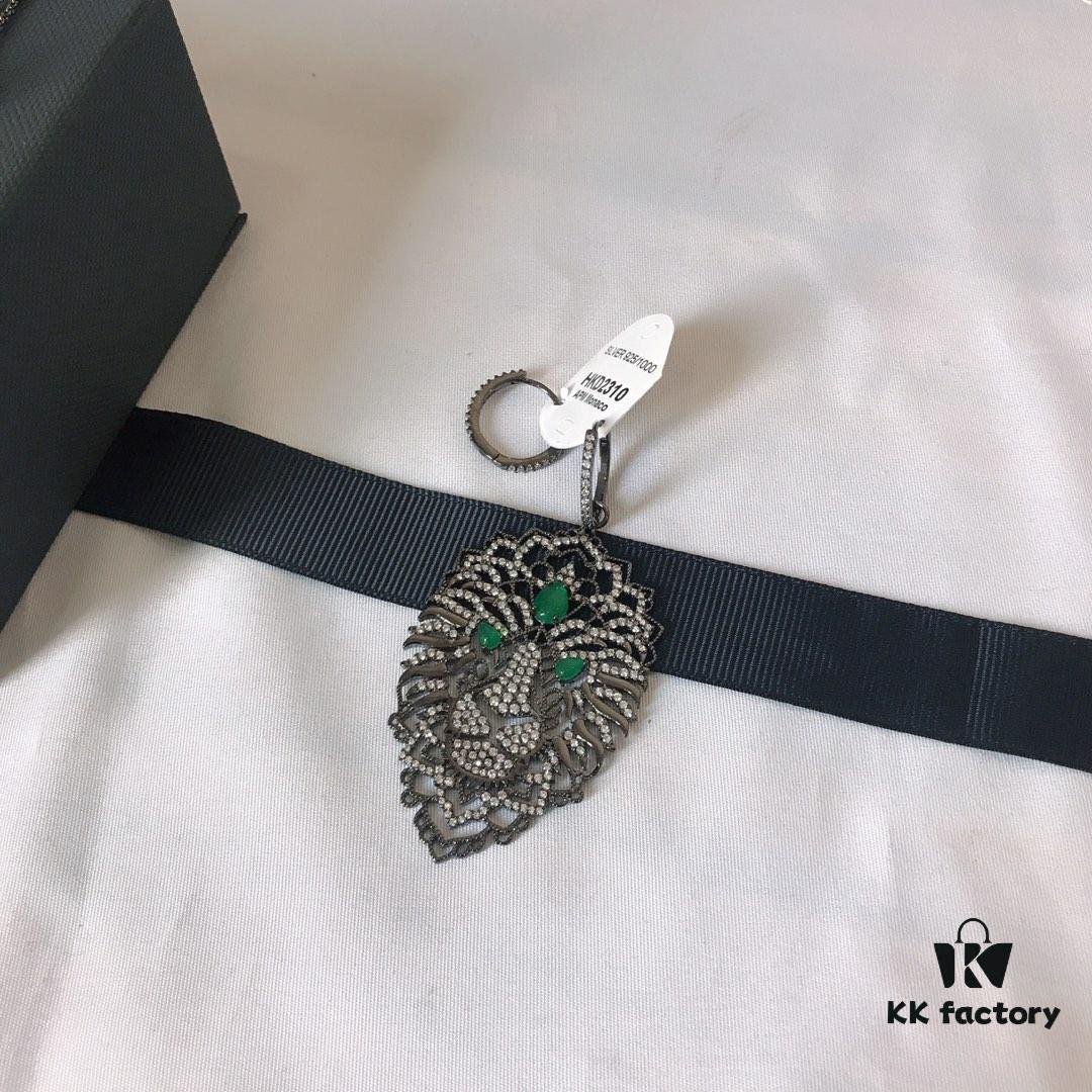 A Brand Monaco Lion Necklace and Earrings Set, Stylish Minimalist Design, Fashionable and Versatile Jewelry