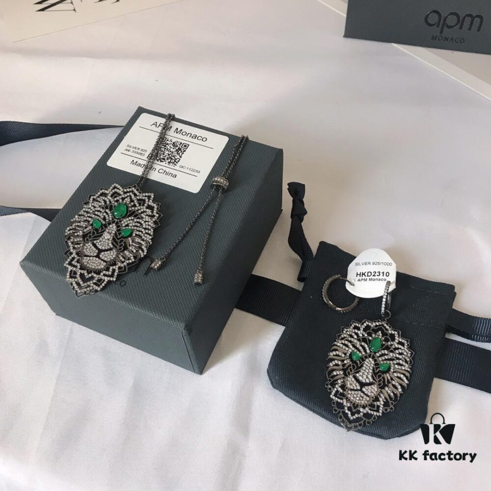 A Brand Monaco Lion Necklace and Earrings Set, Stylish Minimalist Design, Fashionable and Versatile Jewelry