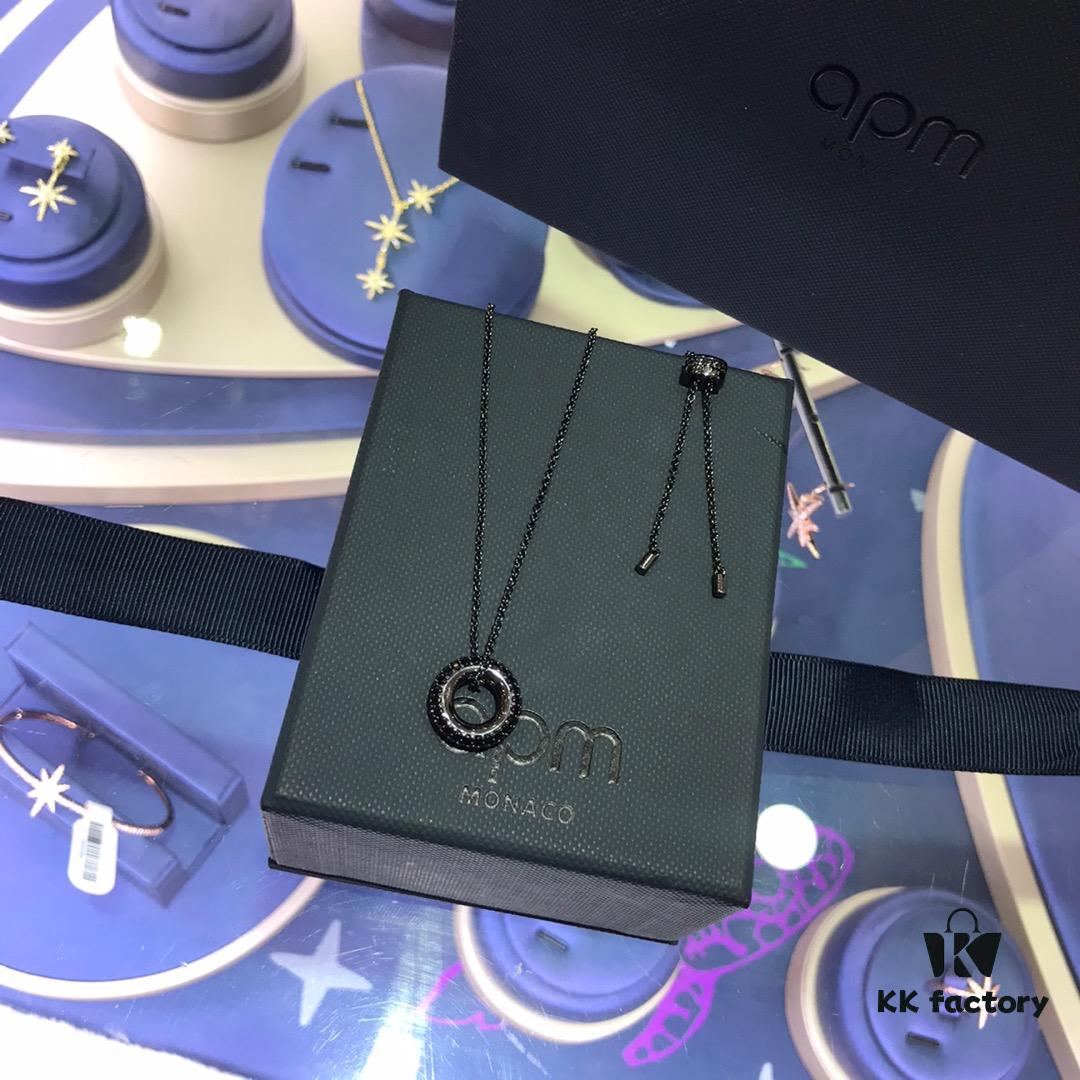 Valentine's Day Recommendation 💕💕 A Monaco Circular Pendant Necklace with Crystal Diamonds, Stylish Collarbone Chain, Sweater Chain