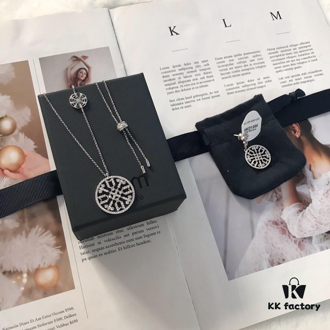 A Family Totem Necklace and Earrings Set - Valentine's Day Recommended