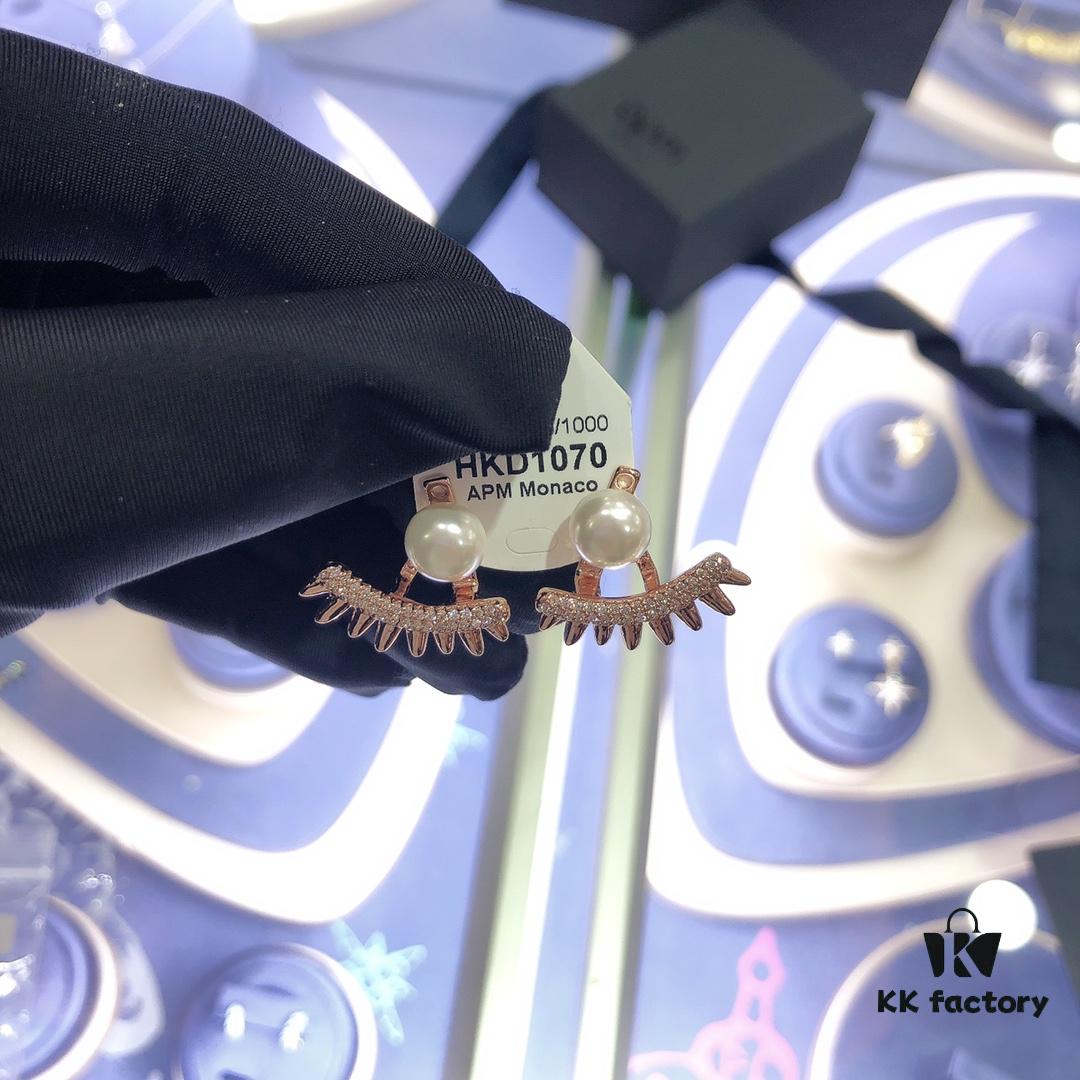 A's Monaco Pearl Stud Earrings