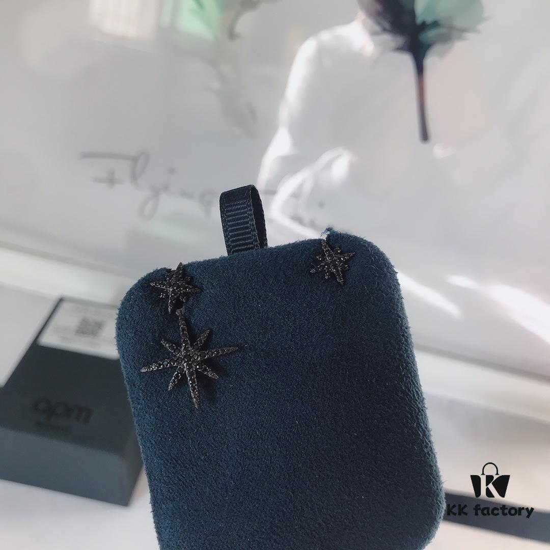 APM Monaco Union Flag Asymmetric Stud Earrings, Stylish and Minimalist Design, Versatile Fashion Jewelry, Wearable in Two Ways