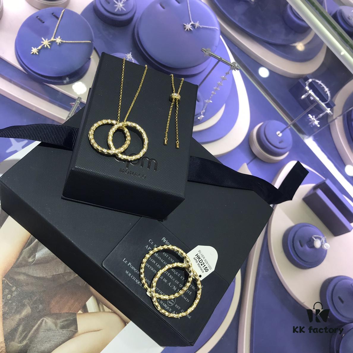 A Family Monaco Interlocking Circle Necklace and Earrings, Elegant Golden Yellow Pendant Set
