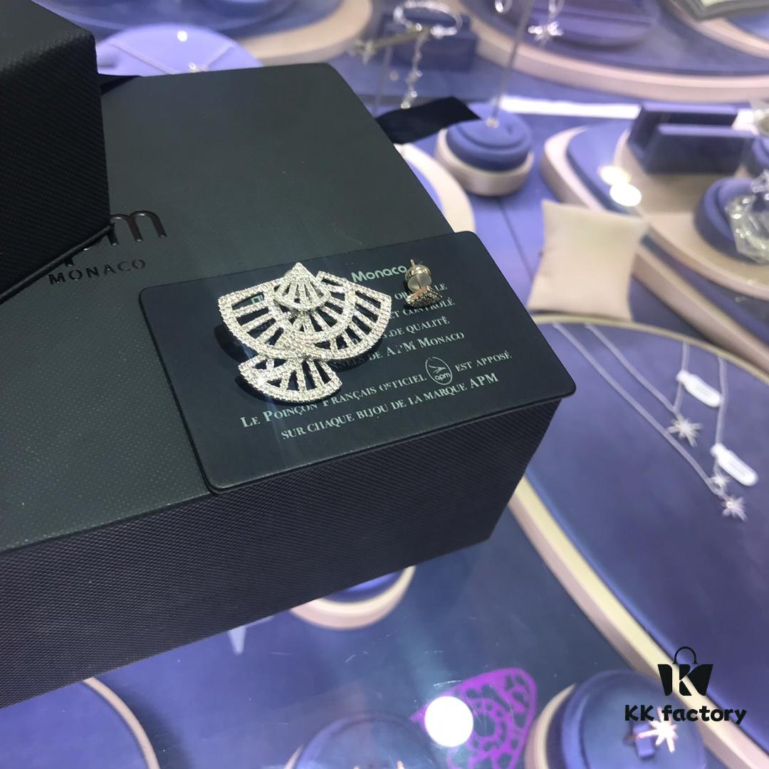 A Monaco Fan-Shaped Stud Earrings, Unique Minimalist Fashion Design, Versatile Trendy Style