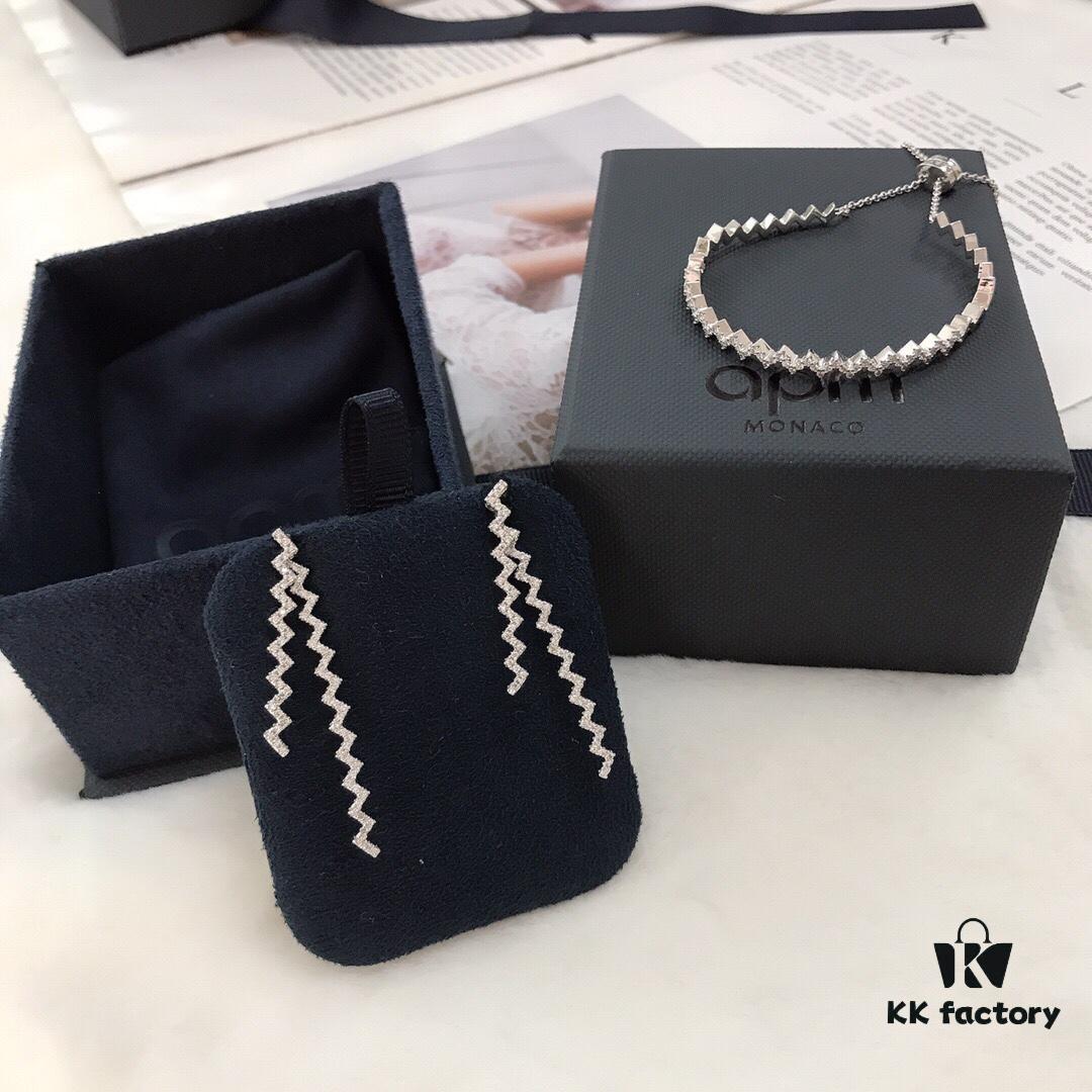 A Brand Monaco Wave Bracelet and Earrings Set - Newly Released 💗