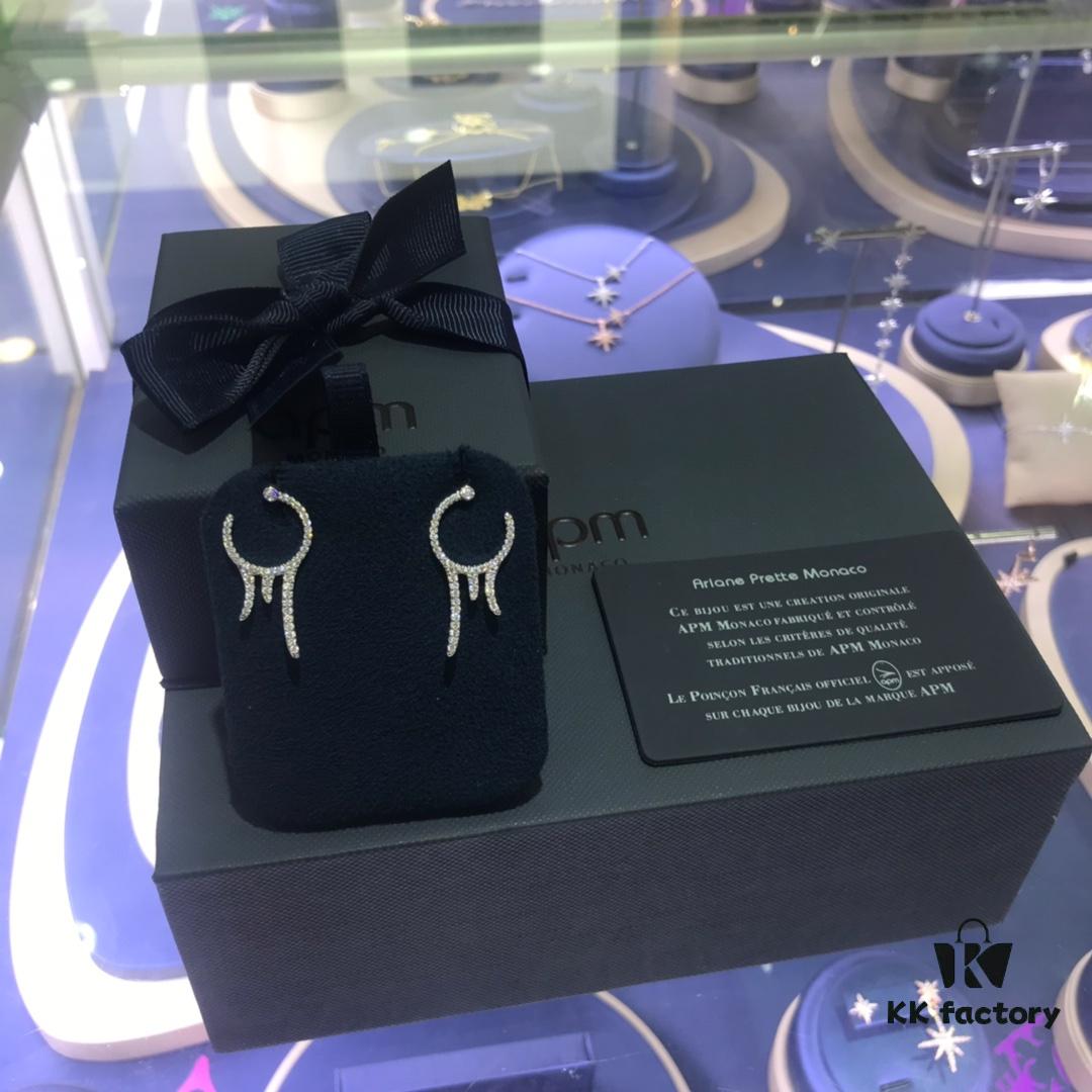 APM Monaco Earrings - Original New Arrival, Stylish, Minimalist and Versatile Design, Trendy Retro Fashion (Large Model 835090, Small Model 835080)