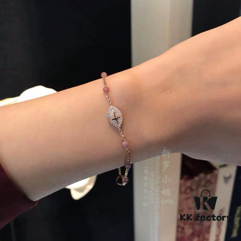 APM Monaco Bracelet for Women, Cute Beaded Bracelet with Minimalist Design, Ideal Girlfriend Gift