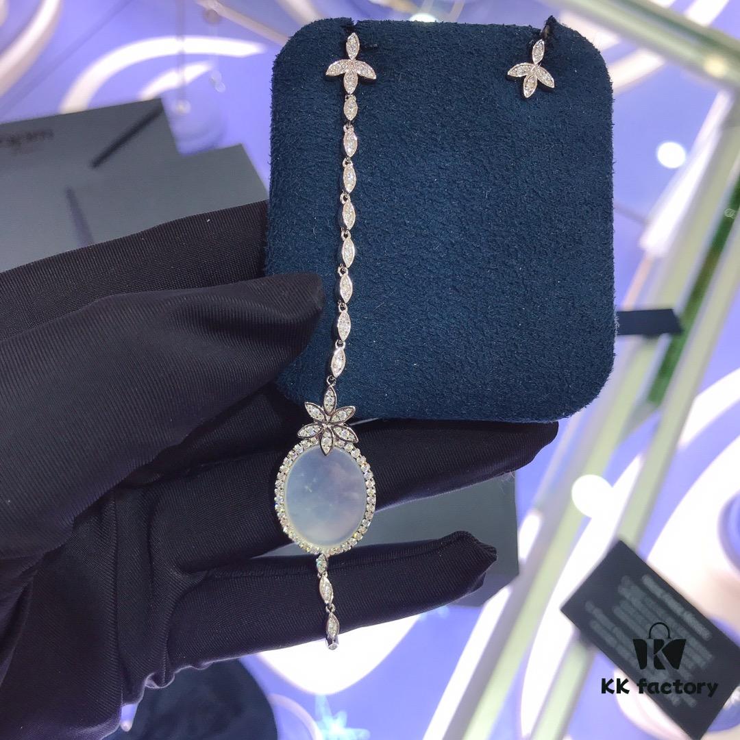 December New Arrival A's Monaco Asymmetric Pearl White Shell Earrings