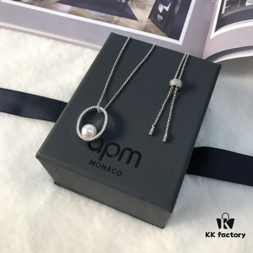 APM December New Arrival APM Monaco Minimalist Elegant Pearl Necklace for Women, Stylish and Sophisticated Sweater Pendant with Modern Design