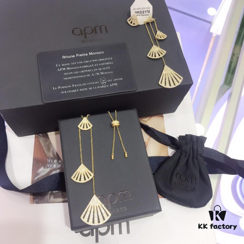 A🎉Celebrate Christmas🎉 Original Set Newly Launched💗 APM Monaco Fan Pendant Necklace and Earrings