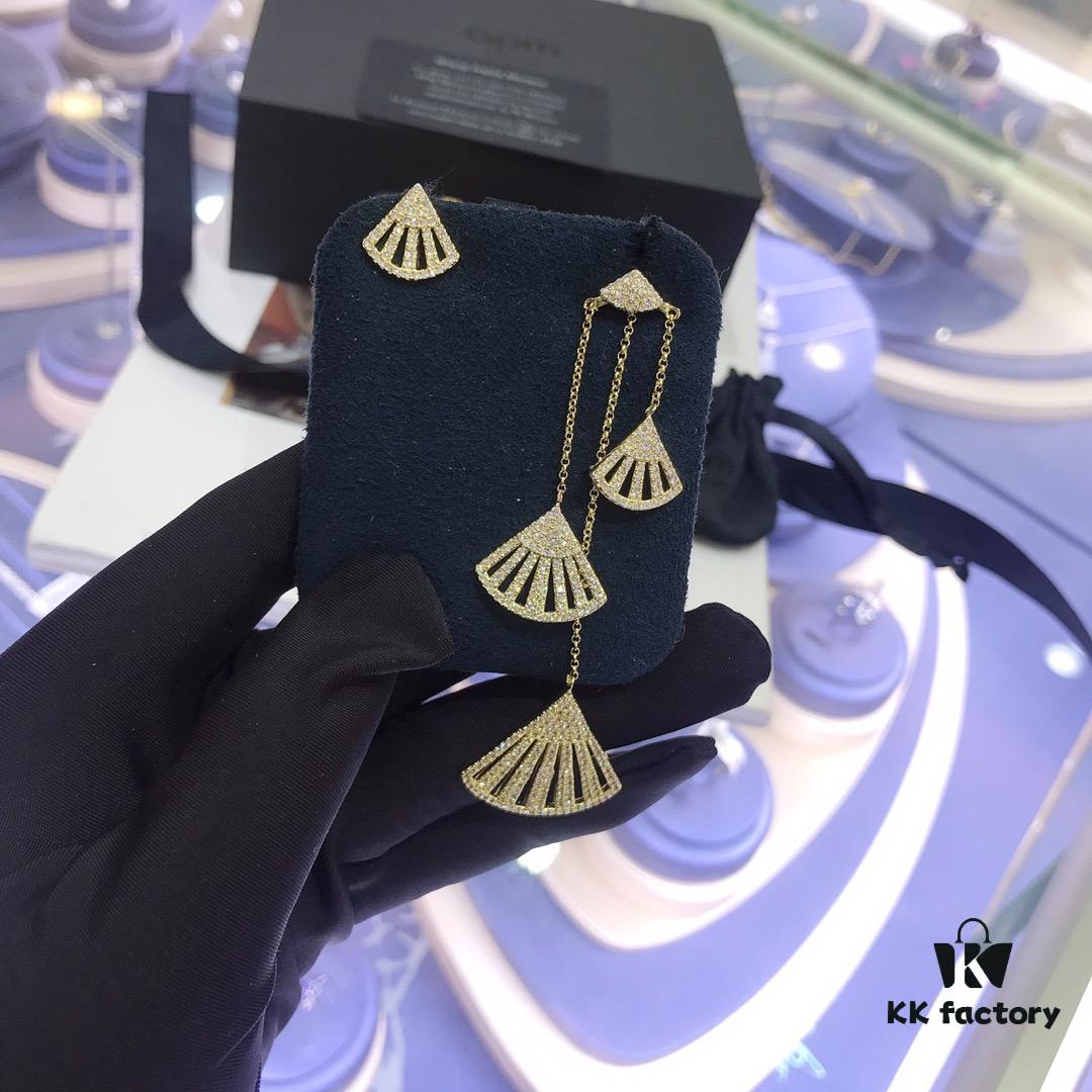 A🎉Celebrate Christmas🎉 Original Set Newly Launched💗 APM Monaco Fan Pendant Necklace and Earrings