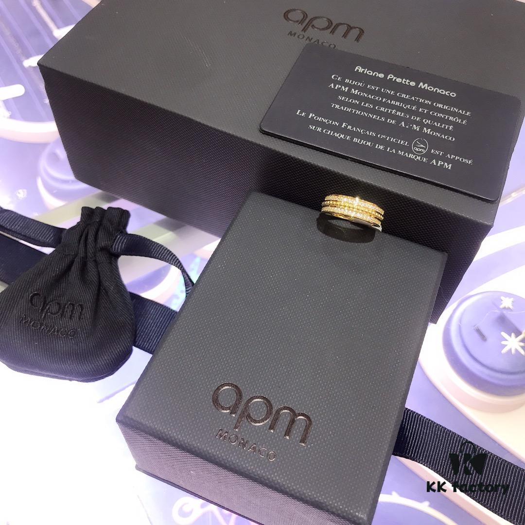 APM Monaco Three-Circle Design Ring - December New Arrival
