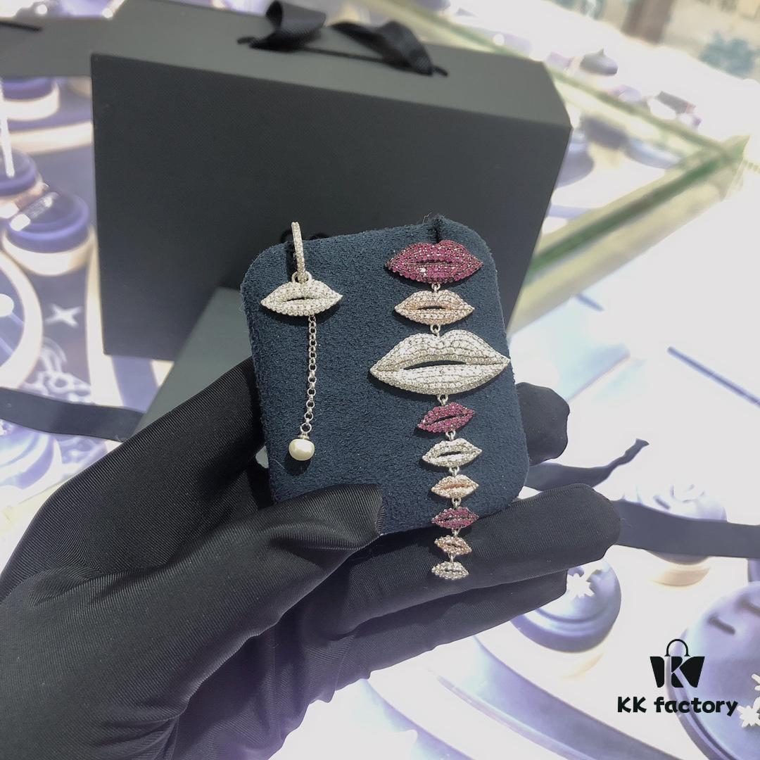 APM Monaco Asymmetrical Colorful Magenta Lips Earrings