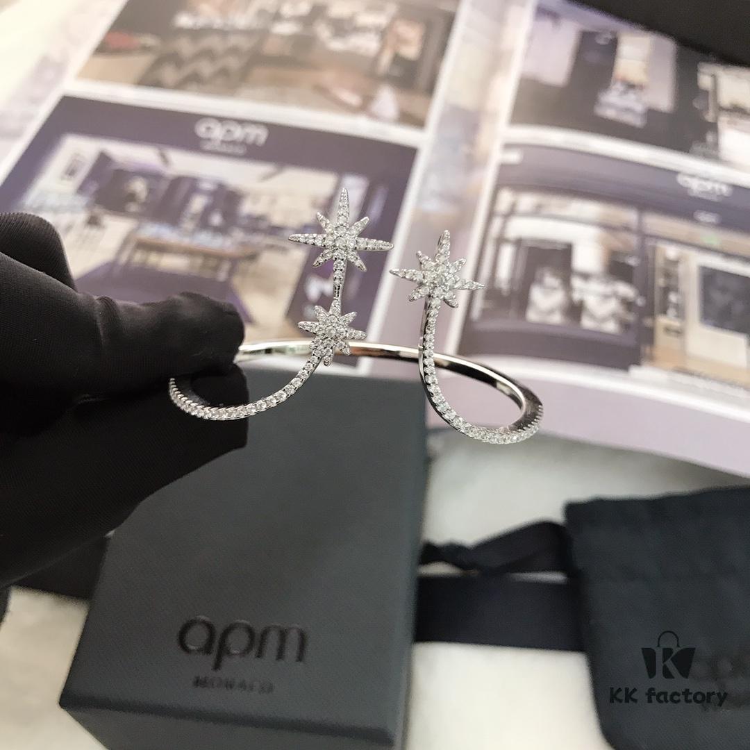 APM Monaco Three-Stone Bracelet. 8361120