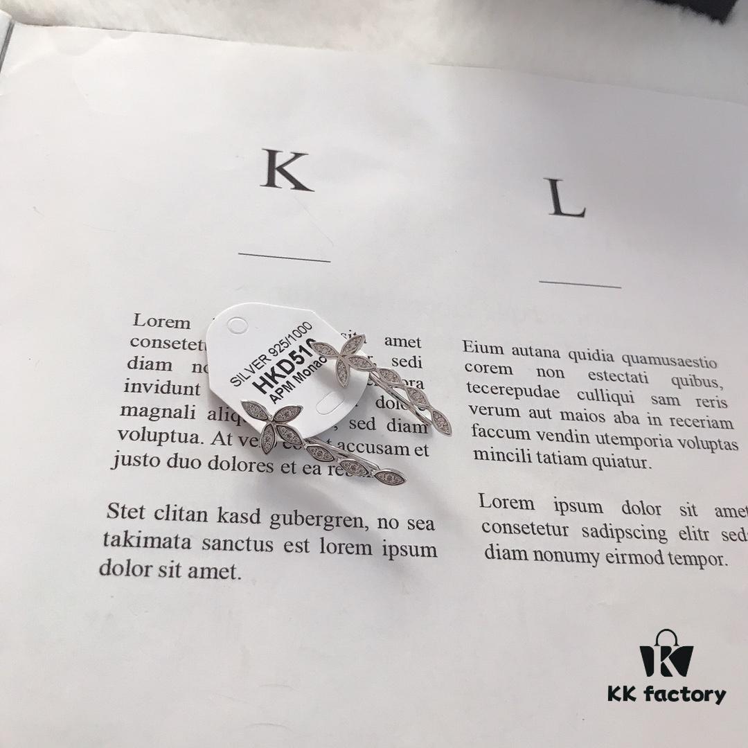 APM Monaco Exquisite Flower Earrings, Elegant and Minimalist Curved Design