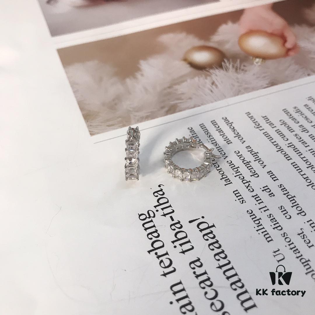 APM Monaco Rectangular Crystal Earrings for Women, Minimalist Fashion Drop Earrings, Elegant Jewelry