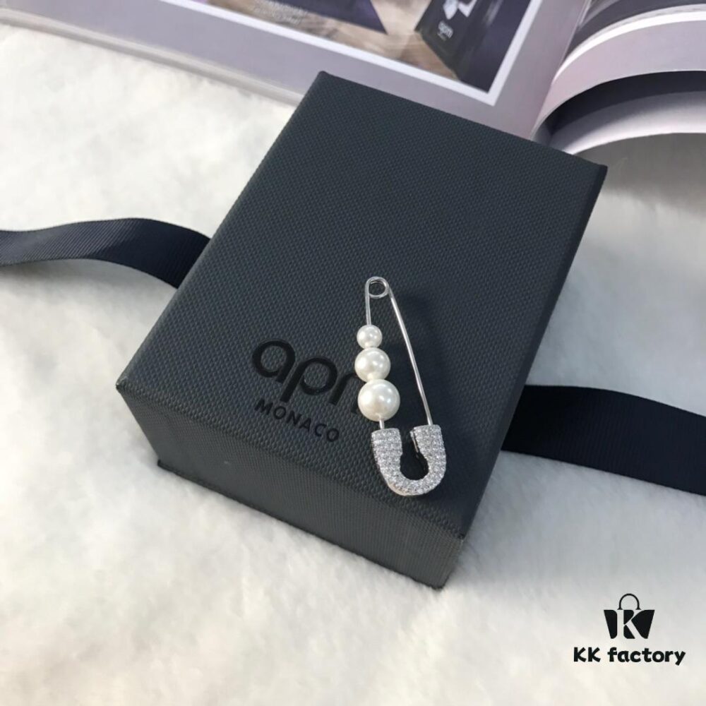 APM Monaco Pearl Pin Earrings, Stylish and Versatile Fashion Design, Wearable in Multiple Ways