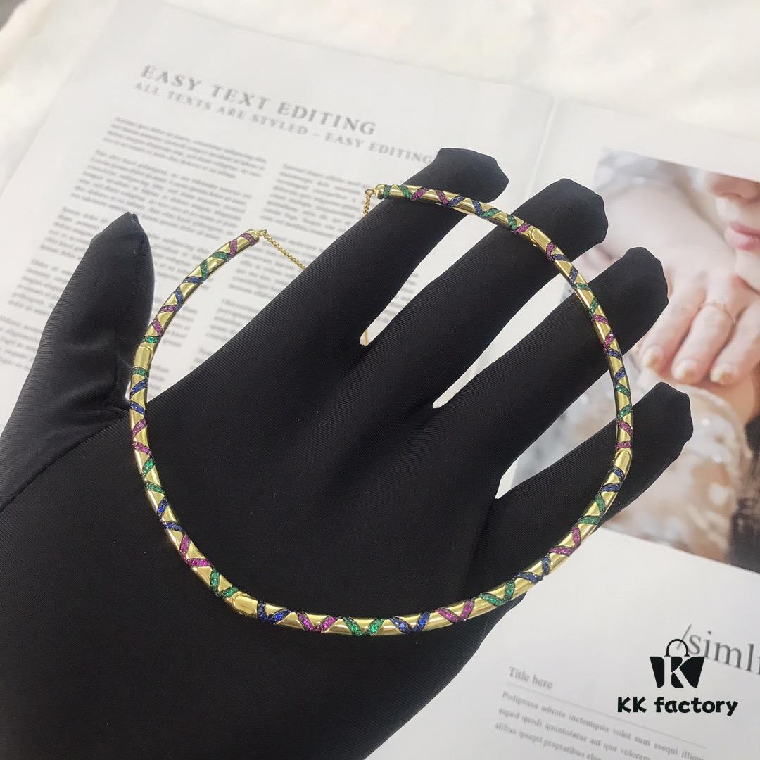 APM Monaco Colorful Tribal Choker Necklace with Adjustable Pendant Chain, Avant-garde Retro Design for Women