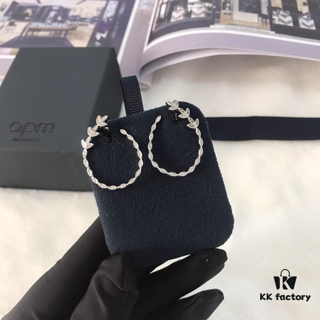 APM Monaco Open Circle Flower Earrings for Women, Elegant and Minimalist Leaf Studs, Fashionable Jewelry