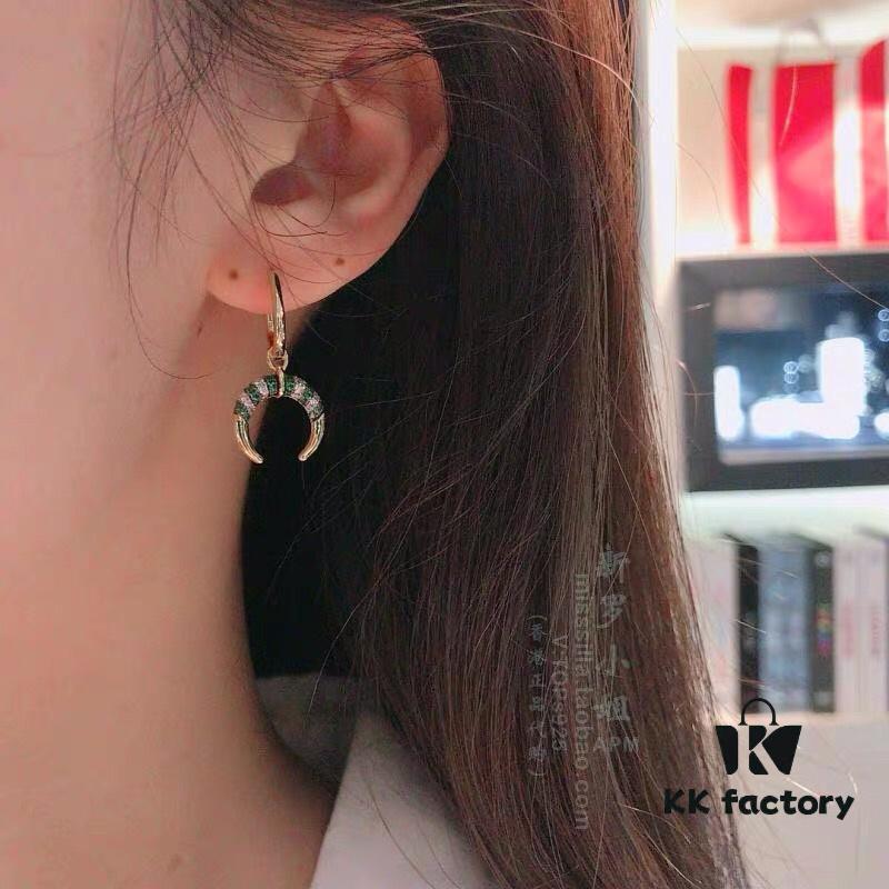 APM Monaco Colorful Tribal Asymmetric Earrings, Stylish and Trendy, Versatile Fashion Statement Piece