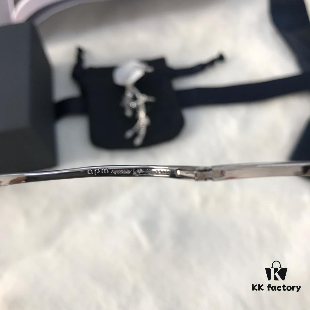 APM Monaco Olive Branch Bracelet and Earrings/Ear Clips Set