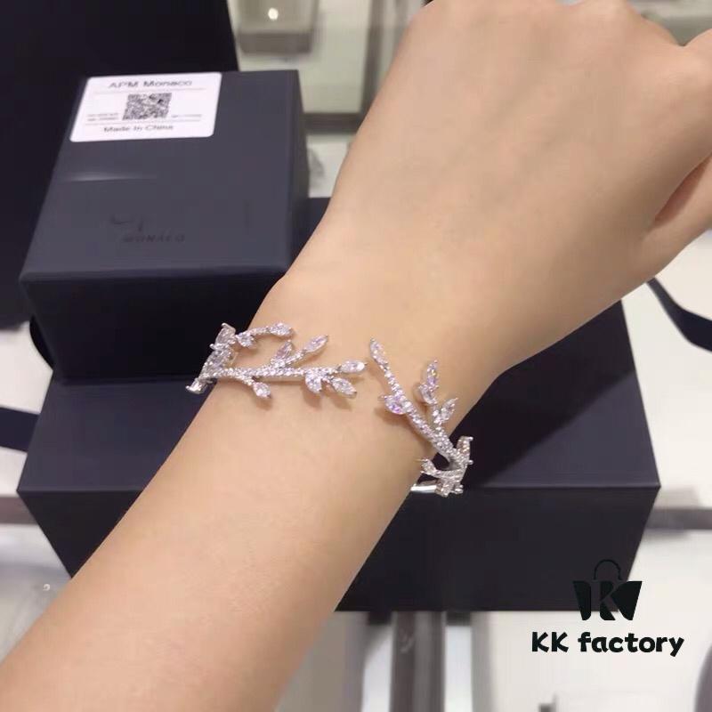 APM Monaco Olive Branch Bracelet and Earrings/Ear Clips Set