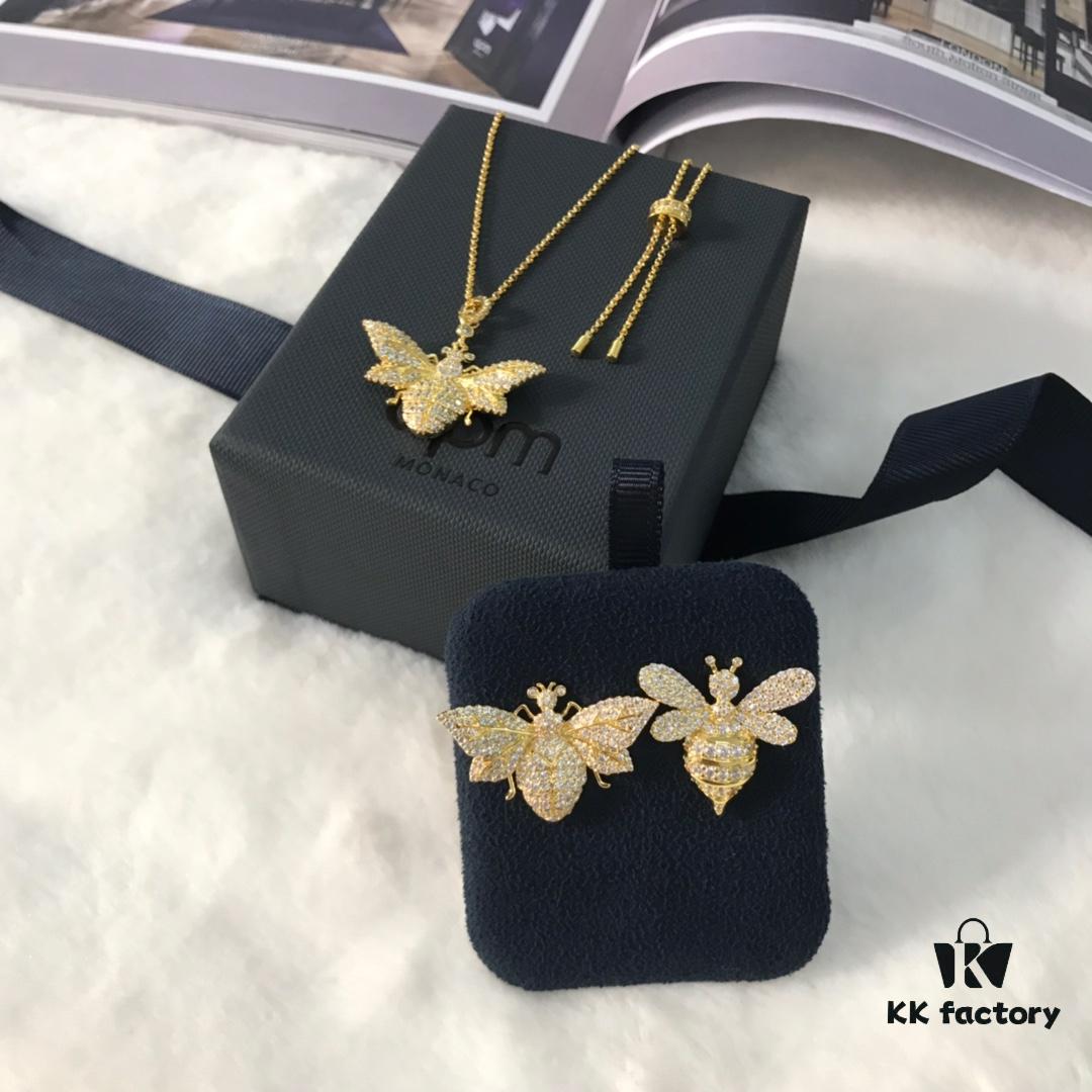 APM Monaco Bee Necklace and Stud Earrings – Original Set, New Release, Stylish and Trendy, Vintage INS Fashion, Versatile Design