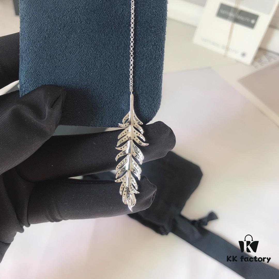 APM Monaco Single Feather Original New Arrival Stylish and Trendy Unisex Design, Perfect Gift Choice