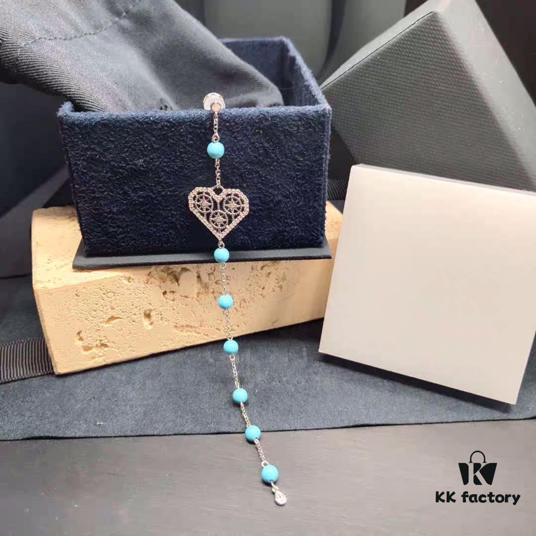 APM Monaco Single Heart Turquoise Earring - Stylish and Trendy Fashion Accessory