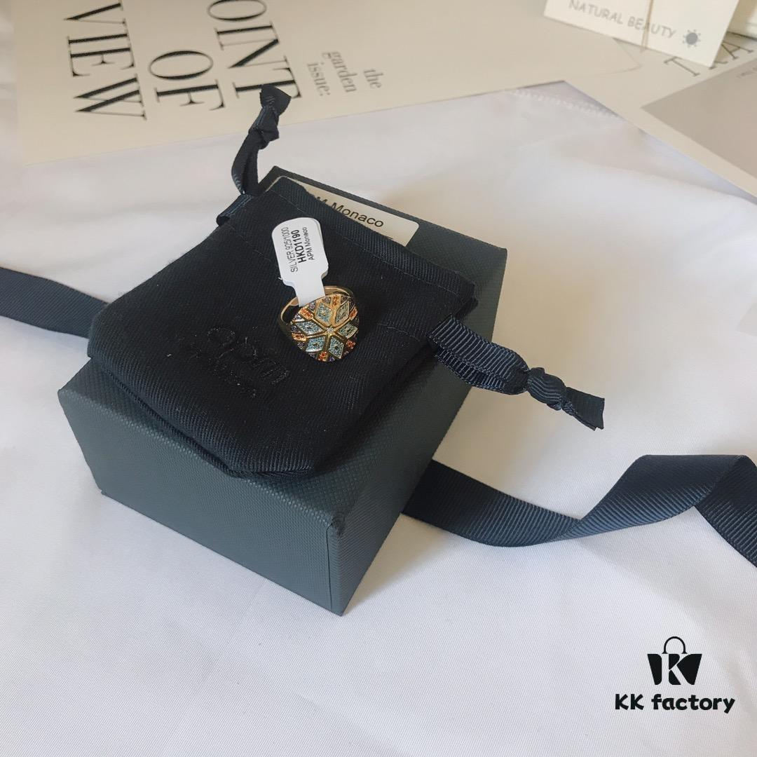 APM Monaco Colorful Tribe Round Statement Ring for Women, Golden Geometric Pattern Decorated Index Finger Ring