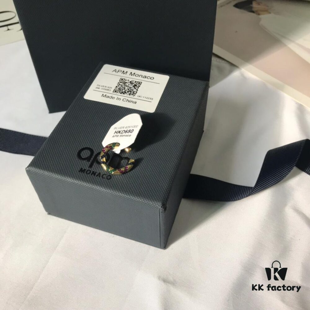 APM Monaco Ear Cuff Cartilage Clip, Stylish and Minimalist Design, Perfect Match for Any Look, Ideal Gift for Girlfriend or Valentine