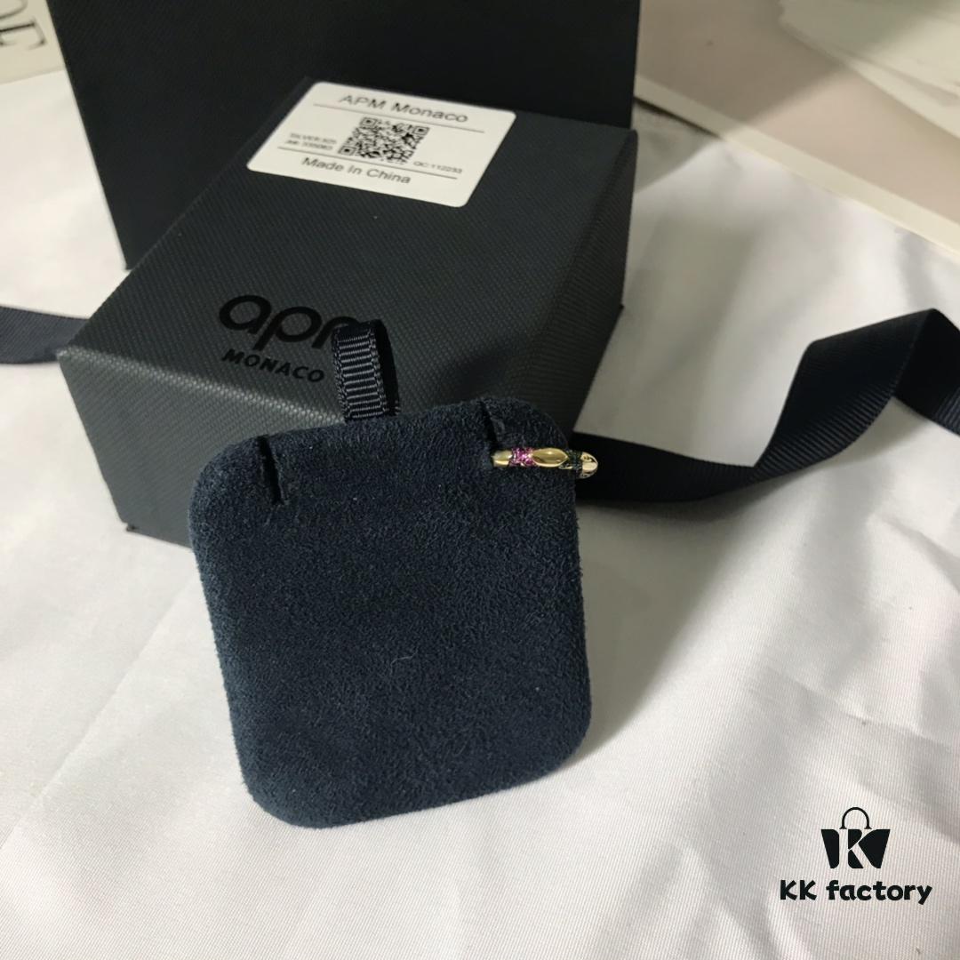 APM Monaco Ear Cuff Cartilage Clip, Stylish and Minimalist Design, Perfect Match for Any Look, Ideal Gift for Girlfriend or Valentine