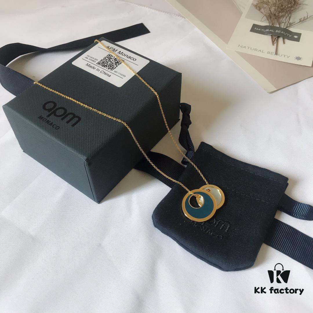 APM Monaco Navy Enamel and White Mother-of-Pearl Necklace, Minimalist Retro Elegant High-End Pendant