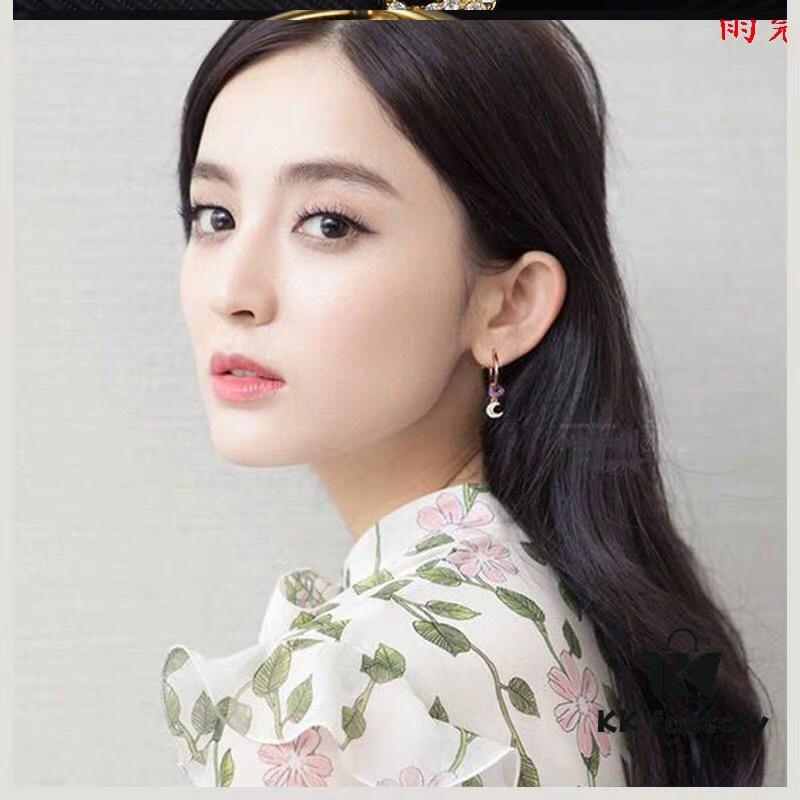 APM Monaco Single Heart Moon Earring - Stylish and Trendy, Ins-style Cool and Minimalist Design