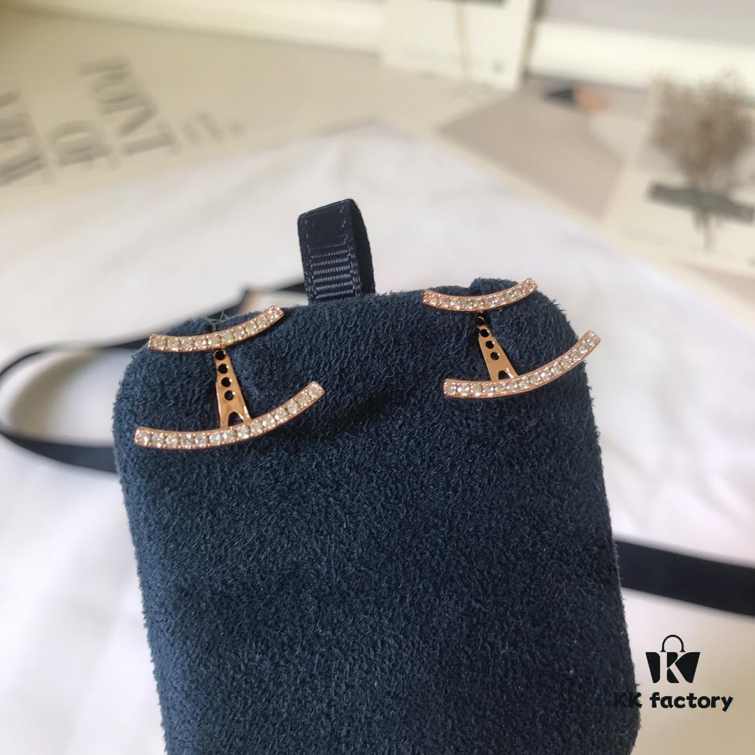 APM Monaco Rose Gold Smile Necklace and Stud Earrings Set