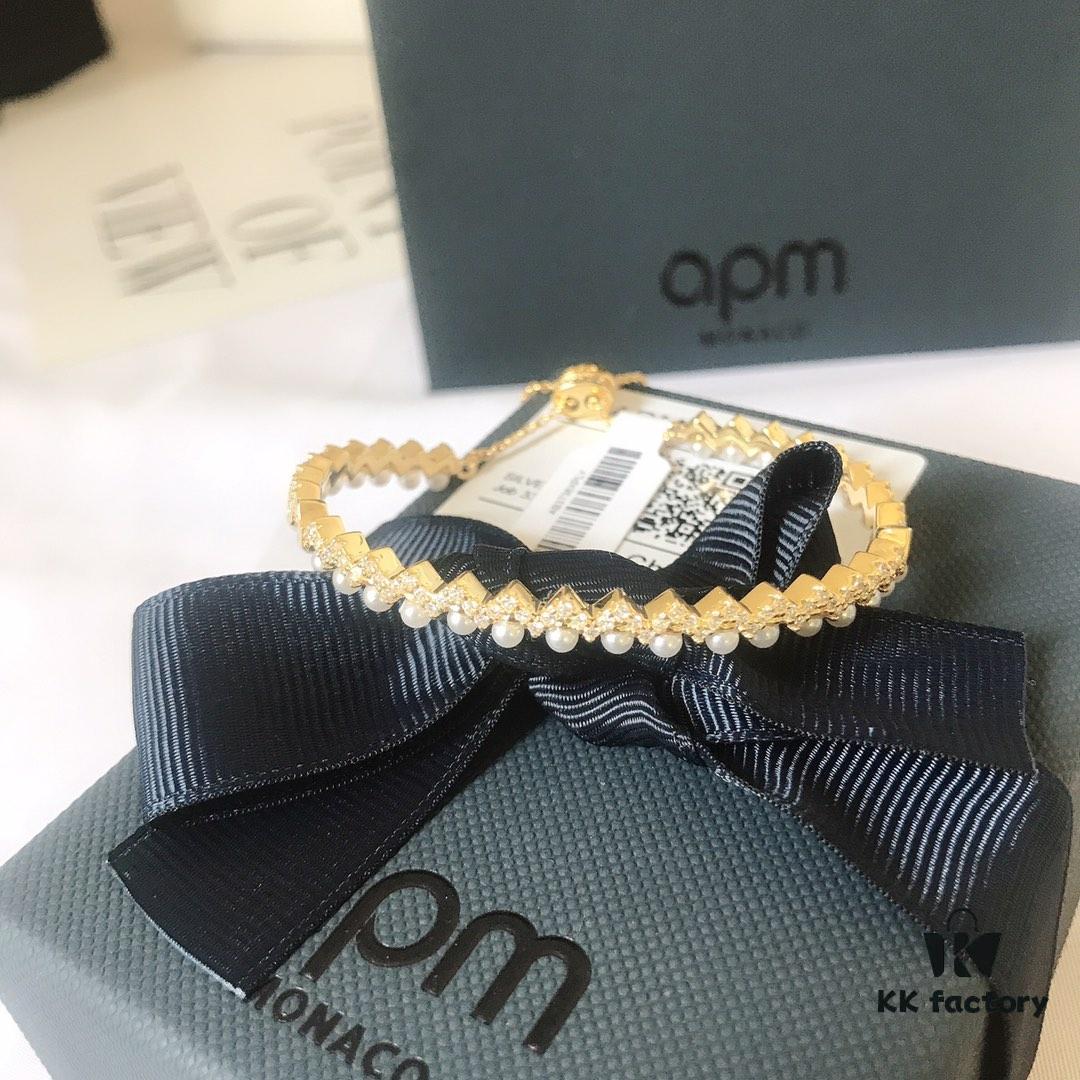 APM Monaco Wave Pearl Bracelet, Stylish and Trendy Unisex Design, Perfect Gift for Girlfriend or Loved One