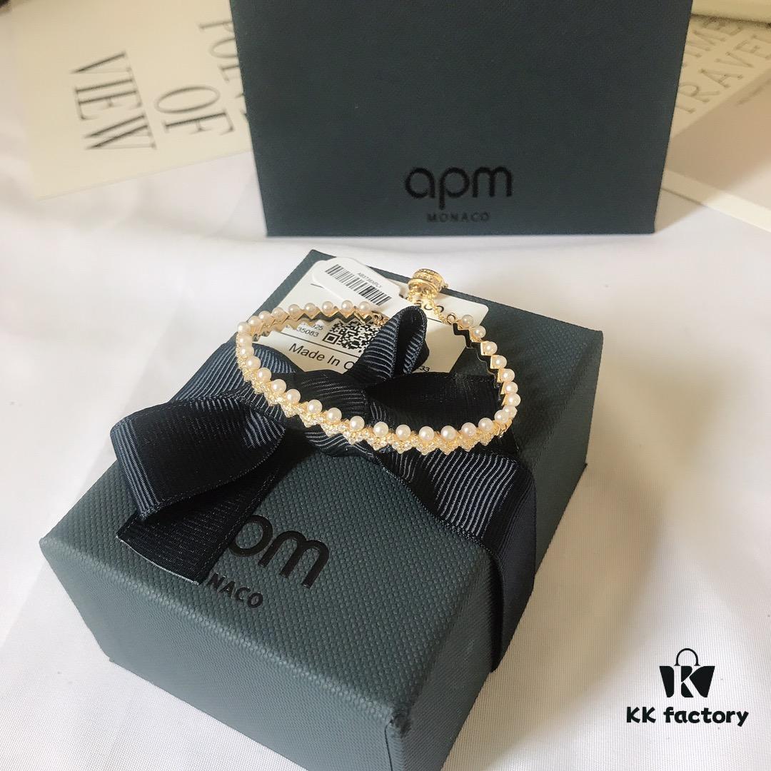 APM Monaco Wave Pearl Bracelet, Stylish and Trendy Unisex Design, Perfect Gift for Girlfriend or Loved One