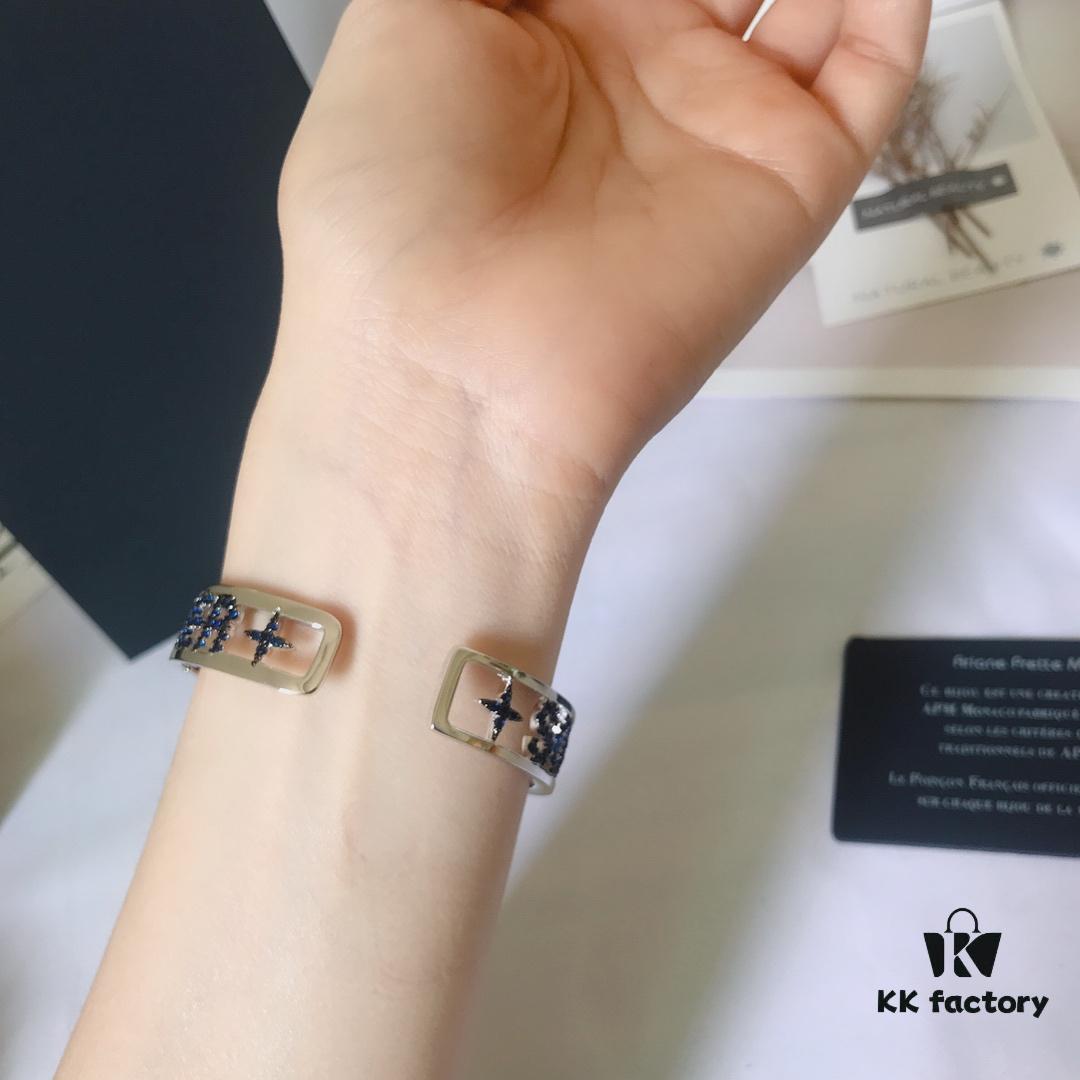 APM Monaco Letter Bracelet, Stylish and Minimalist Design, Versatile and Elegant, Ideal Gift Choice