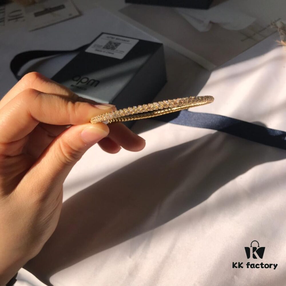 Original New Launch 💗 APM Monaco Twisted Rope Diamond-Paved Bracelet, Stylish and Trendy, Versatile and Fresh Design