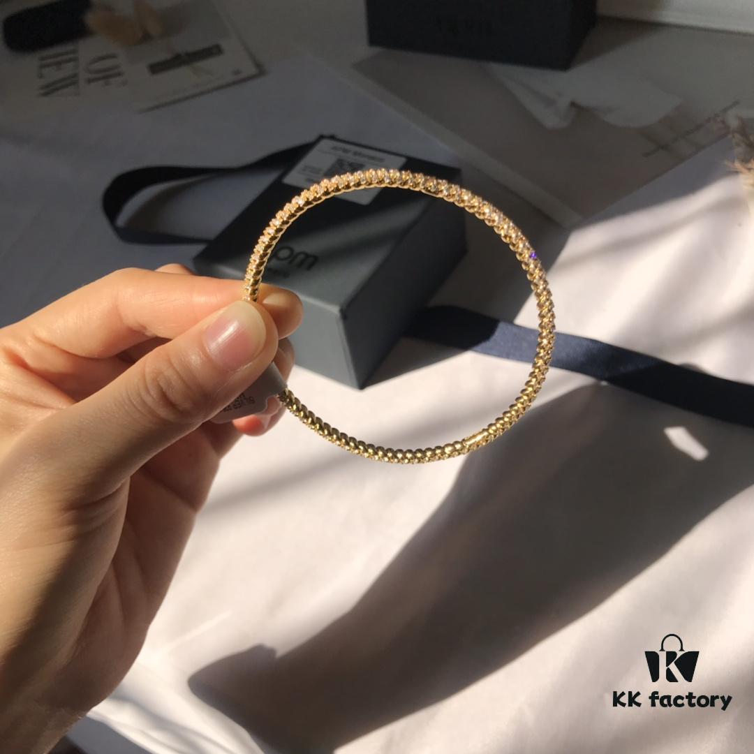 Original New Launch 💗 APM Monaco Twisted Rope Diamond-Paved Bracelet, Stylish and Trendy, Versatile and Fresh Design